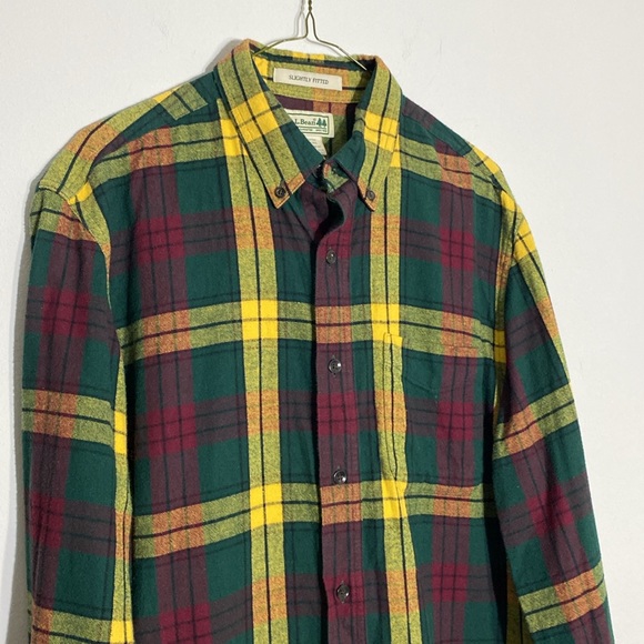 L.L. Bean Flannel Size Medium - Picture 3 of 6